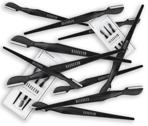 Eyebrow razors falling down