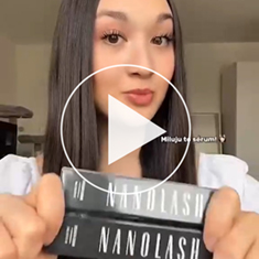 Women sharing their experience with Nanolash