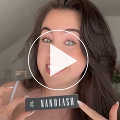 Women sharing their experience with Nanolash